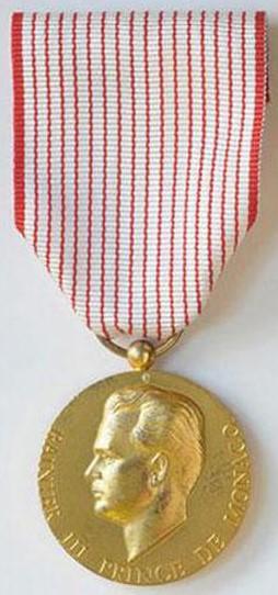 Médaille_du_mérite_national_du_sang_(Monaco)_échelon_vermeil.jpg